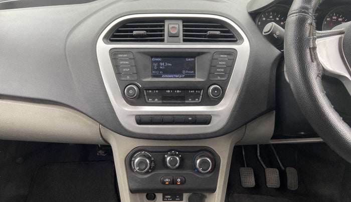 2016 Tata Tiago XT PETROL, Petrol, Manual, 60,104 km, Infotainment System