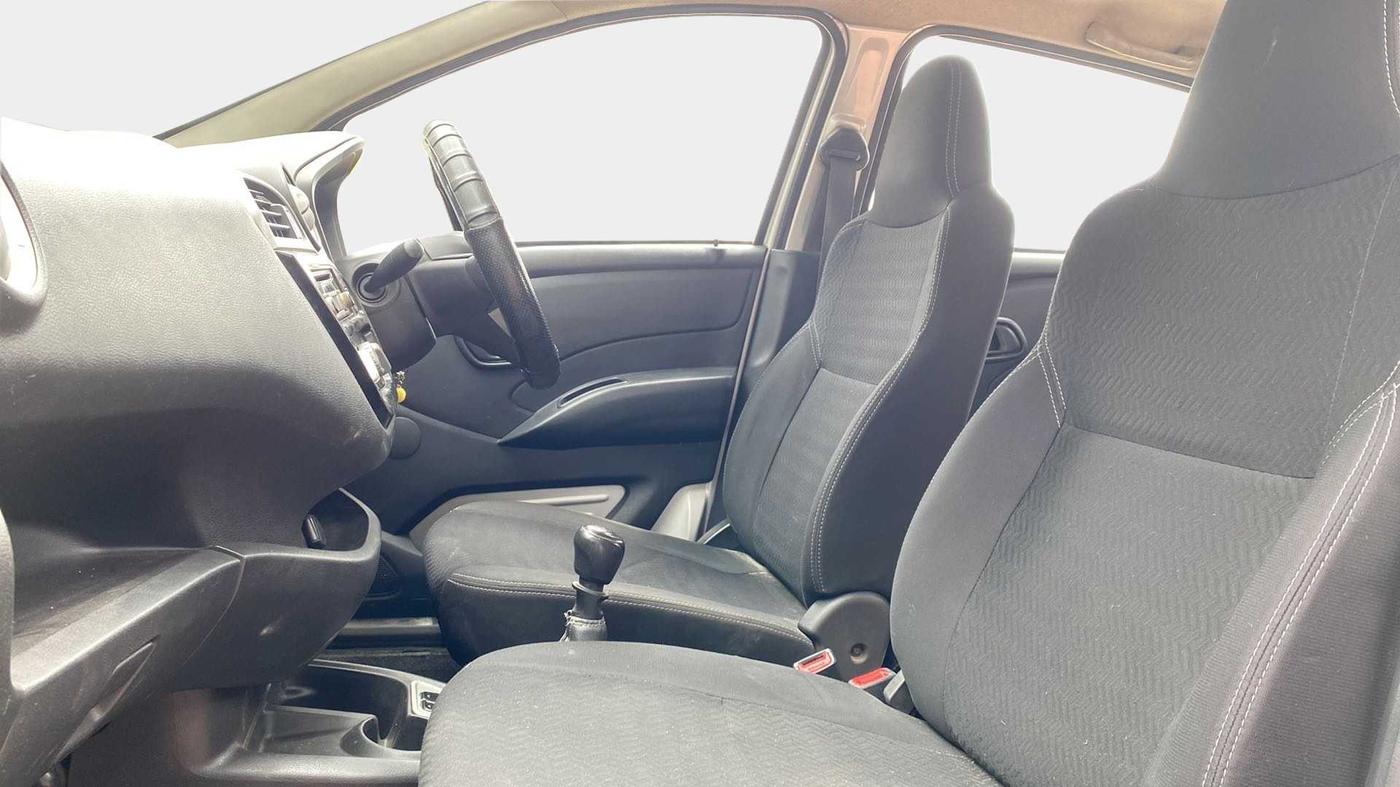 2017 Datsun Redi Go T (O), Petrol, Manual, 55,770 km, Right Side Front Door Cabin