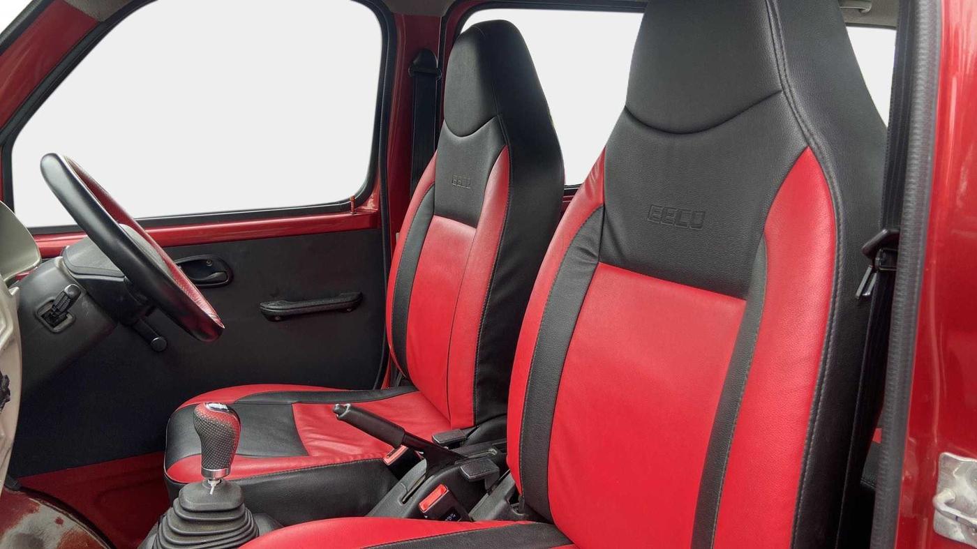 2018 Maruti Eeco 5 STR WITH A/C+HTR, CNG, Manual, 52,094 km, Right Side Front Door Cabin