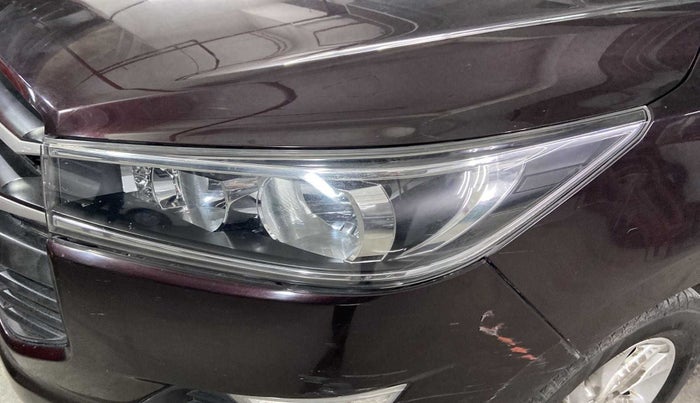 2020 Toyota Innova Crysta 2.4 GX AT 7 STR, Diesel, Automatic, 49,956 km, Left headlight - Minor scratches
