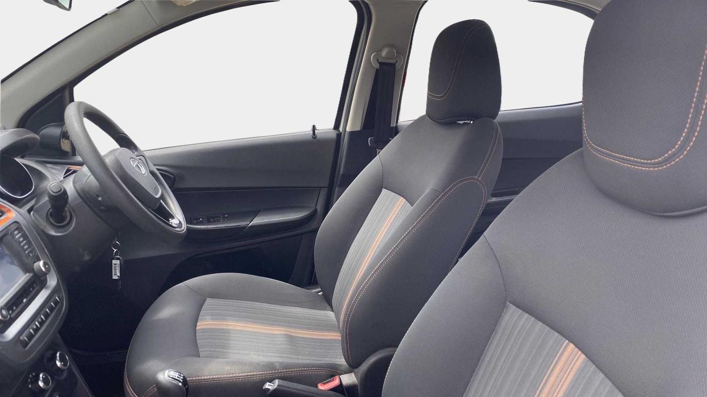 2018 Tata TIAGO NRG PETROL, Petrol, Manual, 19,048 km, Right Side Front Door Cabin