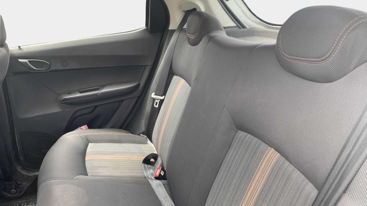 2018 Tata TIAGO NRG PETROL, Petrol, Manual, 19,048 km, Right Side Rear Door Cabin