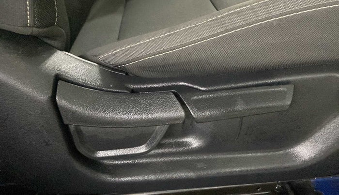 2021 Hyundai NEW I20 ASTA (O) 1.2 MT, Petrol, Manual, 5,732 km, Driver Side Adjustment Panel