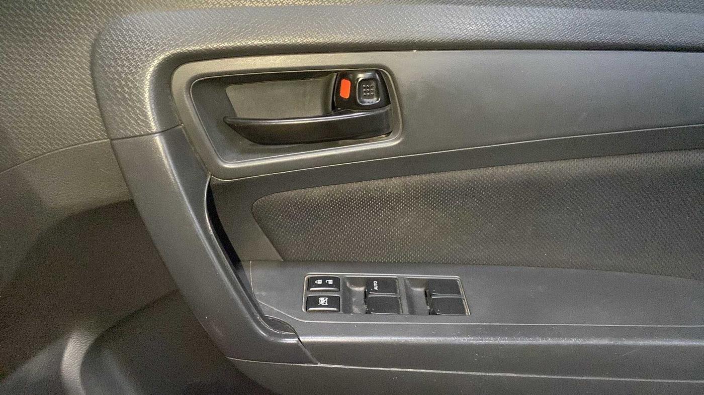 2016 Maruti Vitara Brezza VDI (O), Diesel, Manual, 74,347 km, Driver Side Door Panels Control