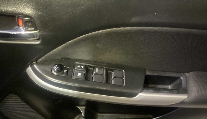 2017 Maruti Baleno DELTA CVT PETROL 1.2, Petrol, Automatic, 45,056 km, Driver Side Door Panels Control
