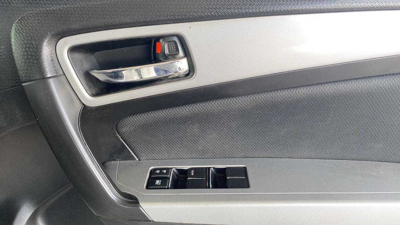 2021 Maruti Vitara Brezza ZXI PLUS, Petrol, Manual, 40,123 km, Driver Side Door Panels Control