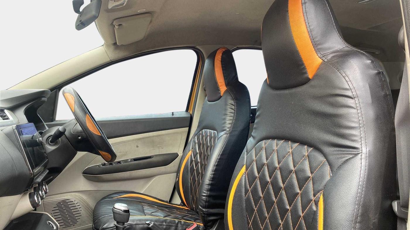 2020 Renault TRIBER RXZ, Petrol, Manual, 20,882 km, Right Side Front Door Cabin