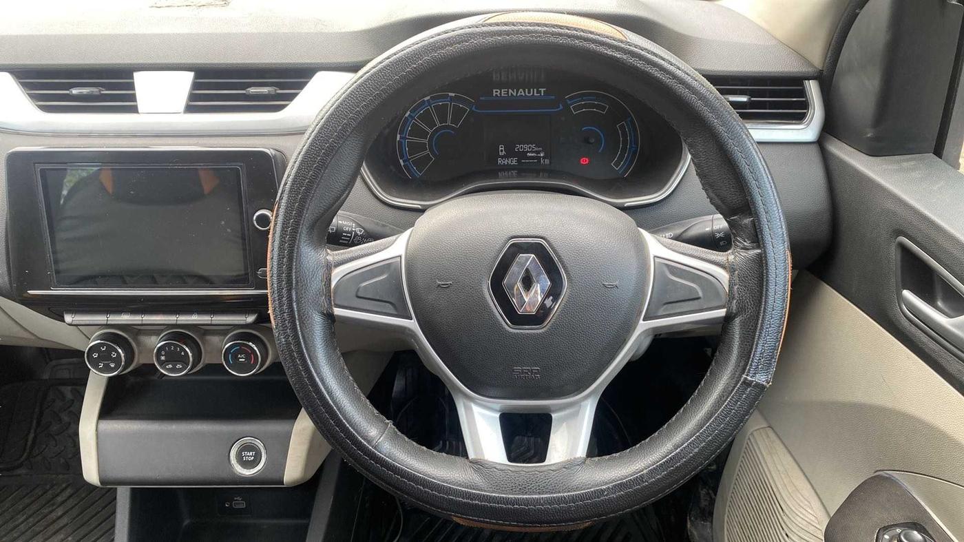2020 Renault TRIBER RXZ, Petrol, Manual, 20,882 km, Steering Wheel Close Up