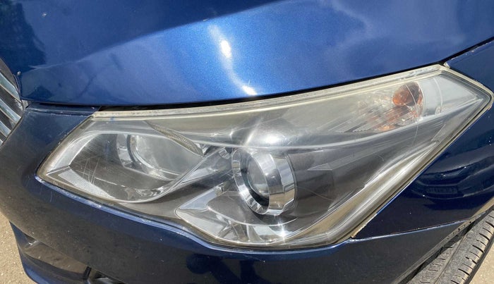 2018 Maruti Ciaz ZETA 1.4  MT PETROL, Petrol, Manual, 98,399 km, Left headlight - Minor scratches