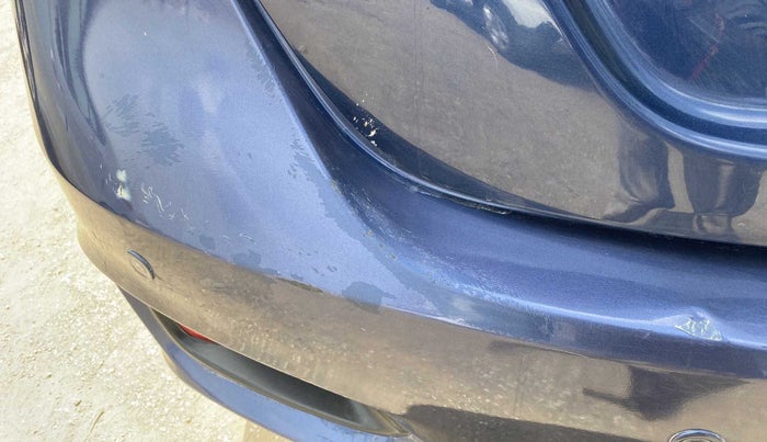 2018 Maruti Ciaz ZETA 1.4  MT PETROL, Petrol, Manual, 98,399 km, Rear bumper - Paint is slightly damaged