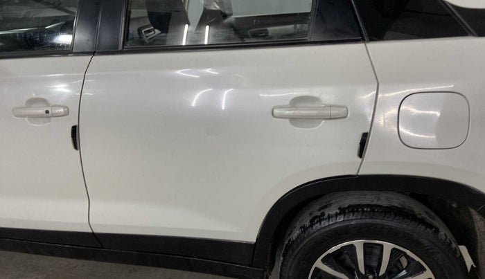 2020 Maruti Vitara Brezza ZXI PLUS AT SHVS, Petrol, Automatic, 32,698 km, Rear left door - Slightly dented