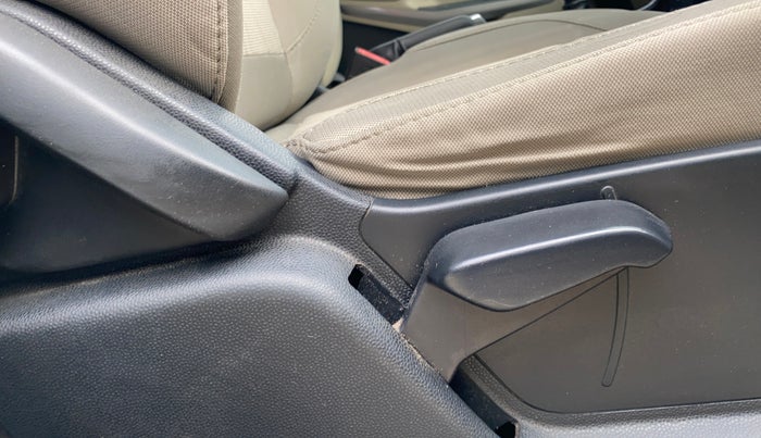 2019 Ford Ecosport TITANIUM 1.5L PETROL, Petrol, Manual, 1,07,673 km, Driver Side Adjustment Panel