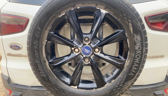 2019 Ford Ecosport TITANIUM 1.5L PETROL, Petrol, Manual, 1,07,673 km, Spare Tyre