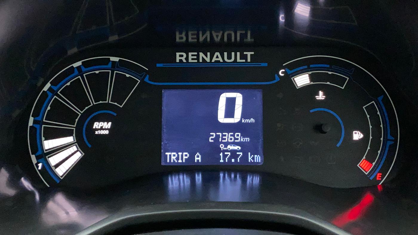 2022 Renault TRIBER RXZ, Petrol, Manual, 27,418 km, Odometer Image