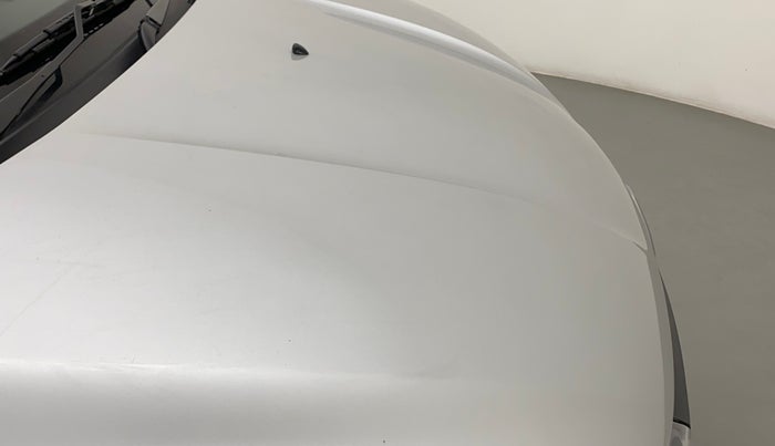 2022 Renault TRIBER RXZ, Petrol, Manual, 27,418 km, Bonnet (hood) - Slightly dented