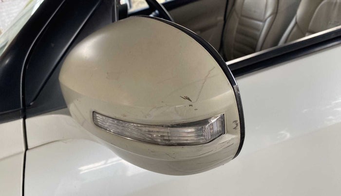 2014 Maruti Swift Dzire VXI, Petrol, Manual, 52,006 km, Left rear-view mirror - Minor scratches