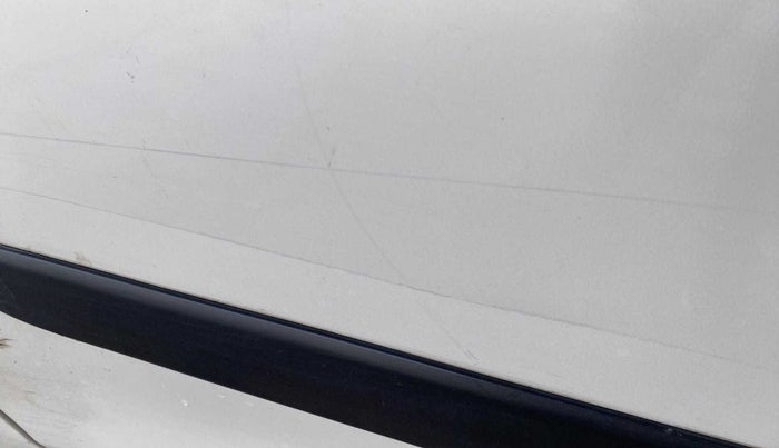 2014 Maruti Swift Dzire VXI, Petrol, Manual, 52,006 km, Right rear door - Minor scratches