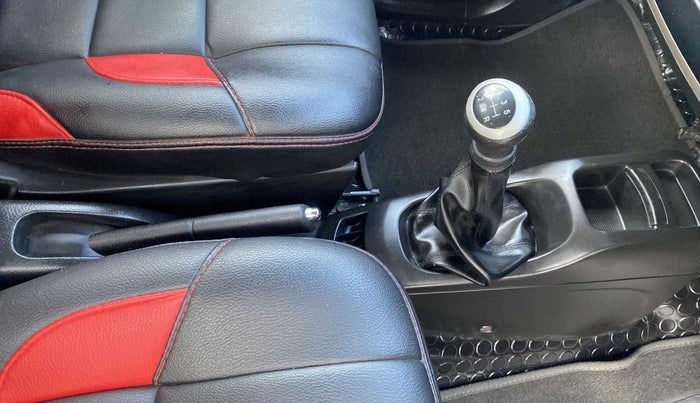 2015 Maruti Wagon R 1.0 VXI, Petrol, Manual, 51,549 km, Gear Lever