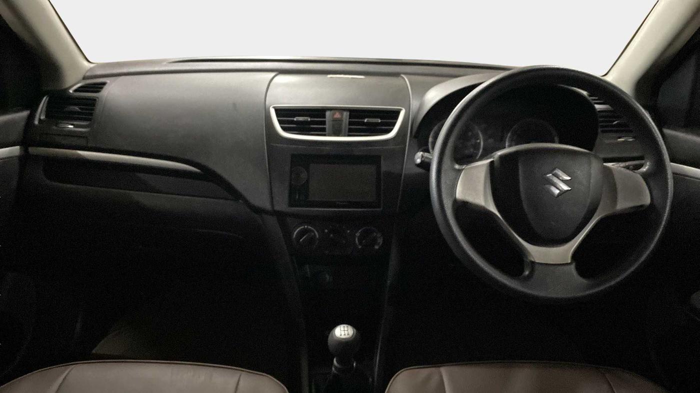 2012 Maruti Swift VXI, Petrol, Manual, 1,14,084 km, Dashboard