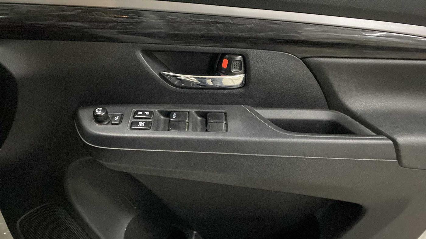 2022 Maruti XL6 ZETA MT, Petrol, Manual, 16,005 km, Driver Side Door Panels Control