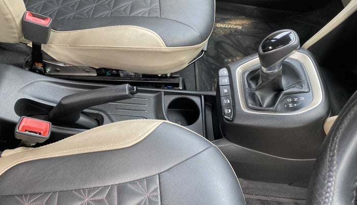 2019 Hyundai NEW SANTRO SPORTZ AMT, Petrol, Automatic, 20,312 km, Gear Lever