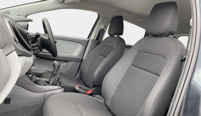 2021 Tata ALTROZ XE PETROL, Petrol, Manual, 15,521 km, Right Side Front Door Cabin