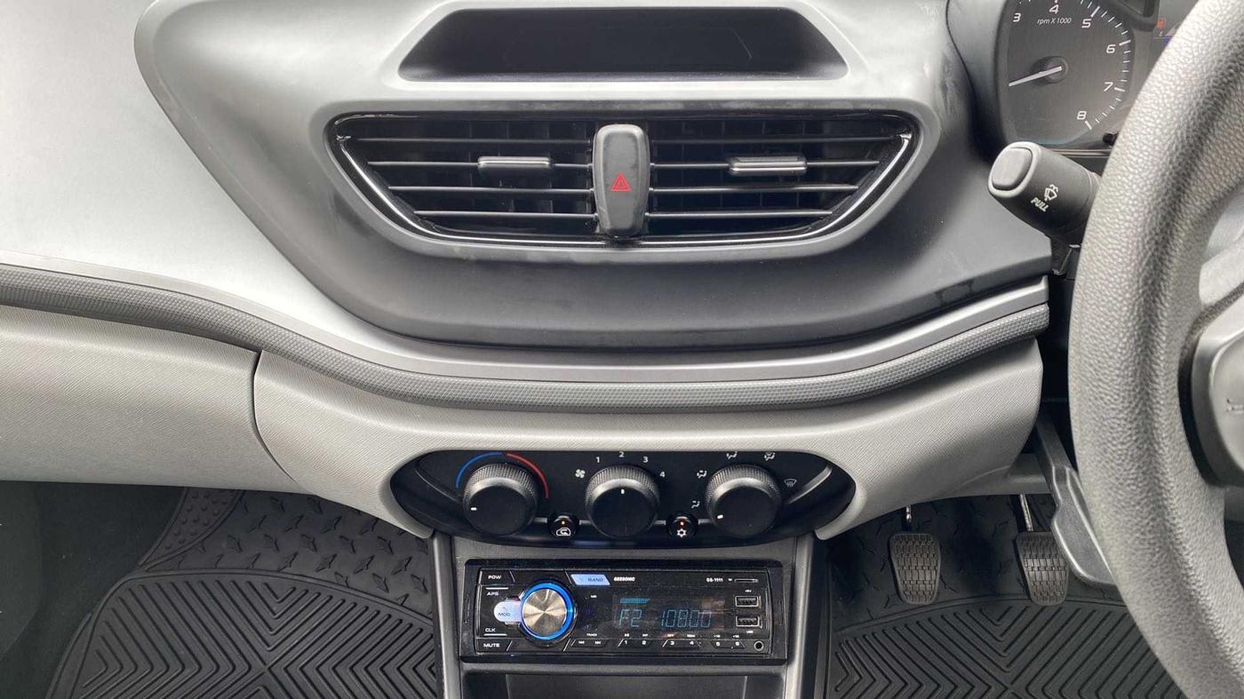 2021 Tata ALTROZ XE PETROL, Petrol, Manual, 15,521 km, Air Conditioner