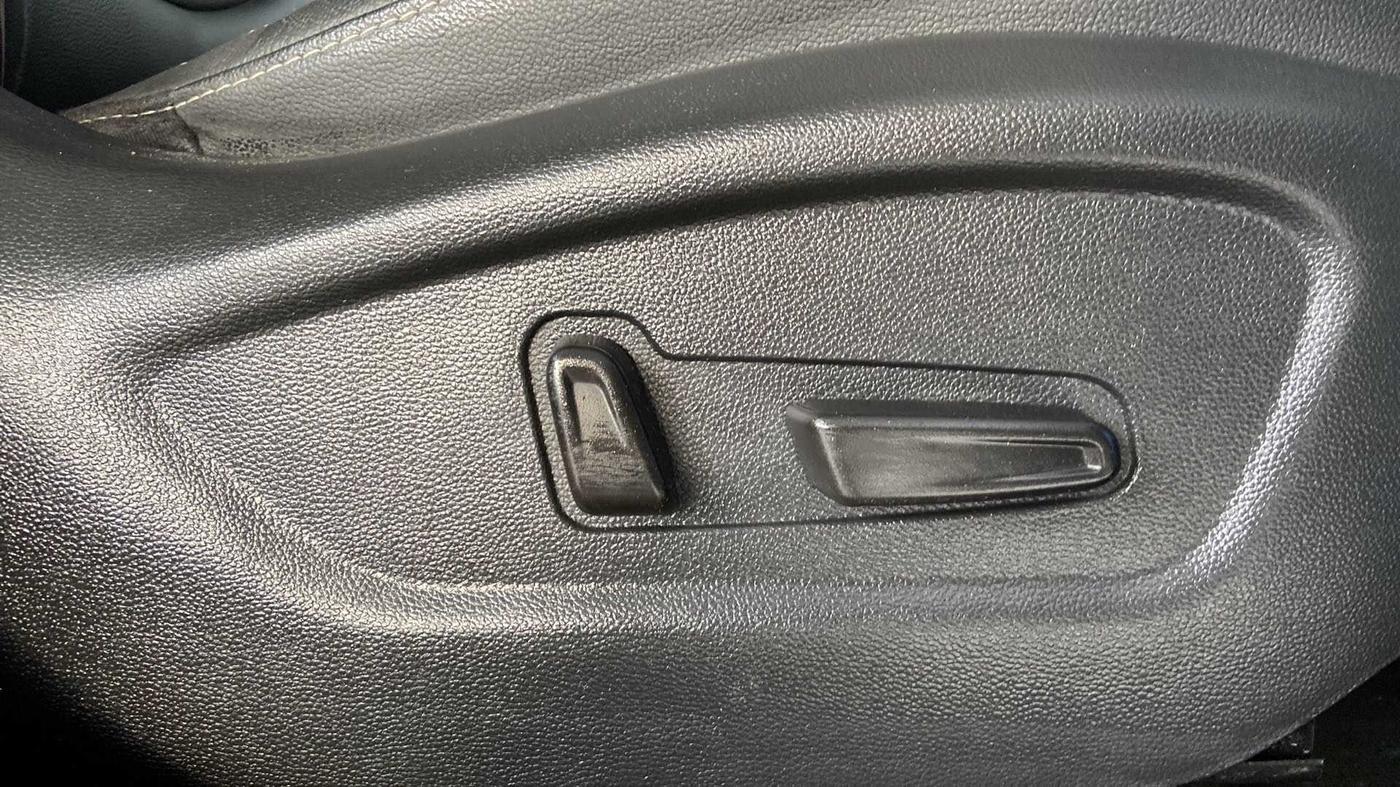 2019 Hyundai Creta SX (O) 1.6 PETROL, Petrol, Manual, 28,602 km, Driver Side Adjustment Panel