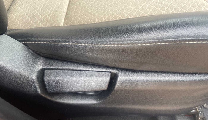 2019 Hyundai NEW SANTRO SPORTZ AMT, Petrol, Automatic, 11,551 km, Driver Side Adjustment Panel