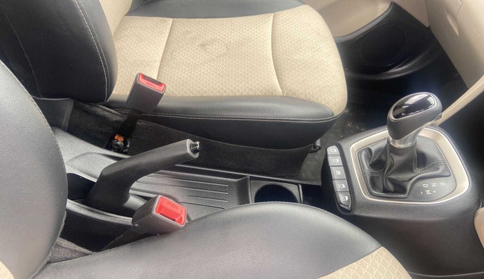 2019 Hyundai NEW SANTRO SPORTZ AMT, Petrol, Automatic, 11,551 km, Gear Lever