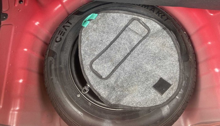 2019 Hyundai NEW SANTRO SPORTZ AMT, Petrol, Automatic, 11,551 km, Dicky (Boot door) - Tool missing