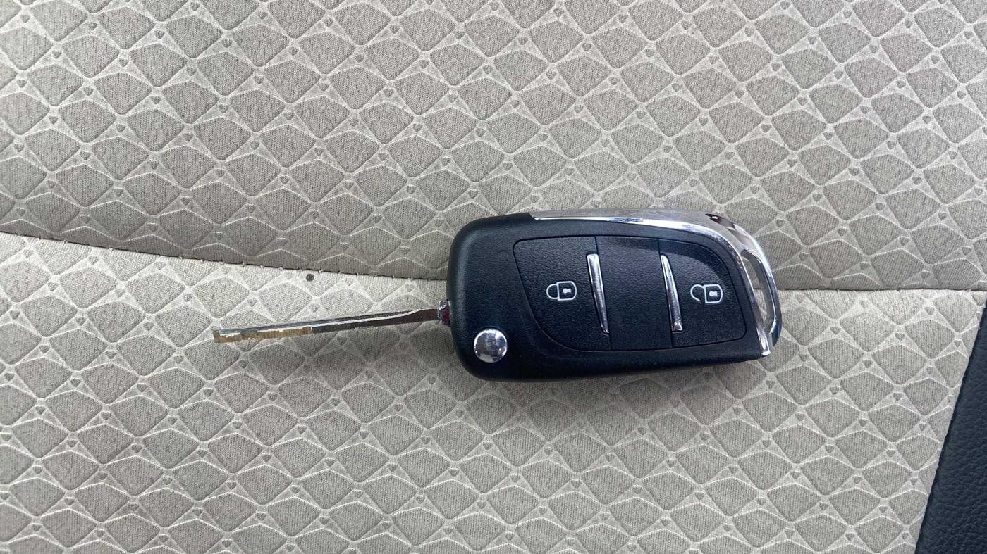 2019 Hyundai NEW SANTRO SPORTZ AMT, Petrol, Automatic, 11,551 km, Key Close Up
