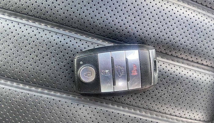 2019 KIA SELTOS GTX 1.4 PETROL, Petrol, Manual, 38,723 km, Key Close Up
