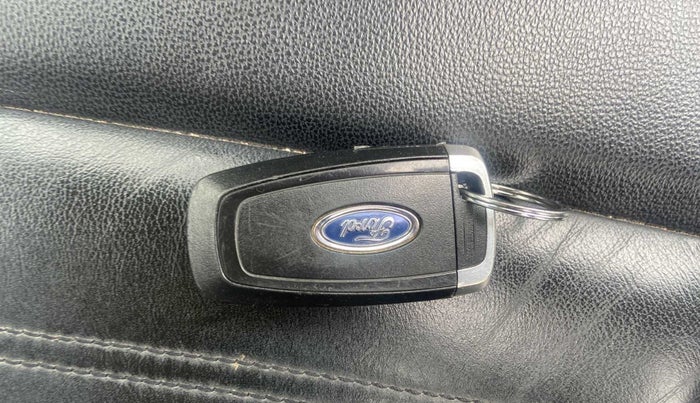 2018 Ford Ecosport TITANIUM + 1.5L DIESEL, Diesel, Manual, 46,250 km, Key Close Up