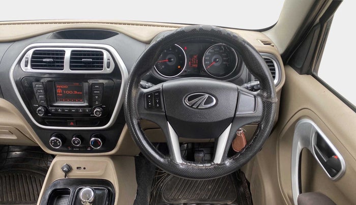 2015 Mahindra TUV300 T8 AMT, Diesel, Automatic, 72,571 km, Steering Wheel Close Up
