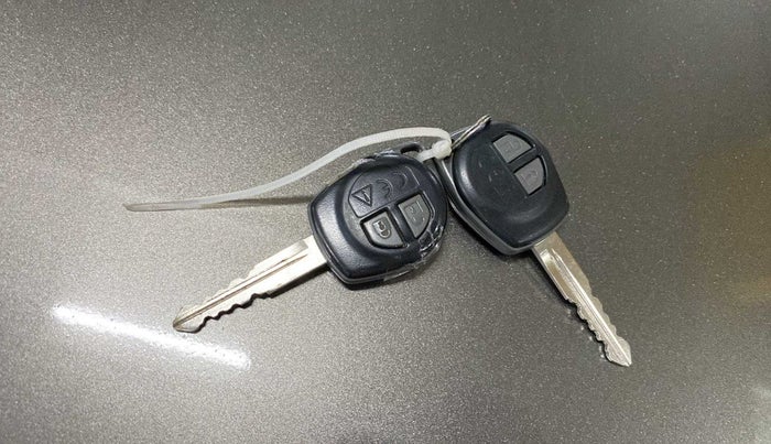 2019 Maruti Baleno DELTA PETROL 1.2, Petrol, Manual, 35,723 km, Key Close Up