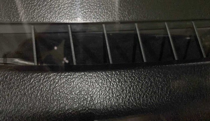 2019 Maruti Baleno DELTA PETROL 1.2, Petrol, Manual, 35,723 km, Front windshield - Minor spot on windshield