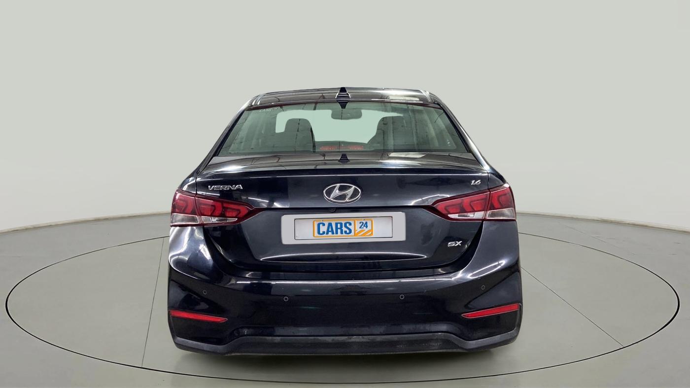 2017 Hyundai Verna 1.6 VTVT SX O, Petrol, Manual, 44,298 km, Back/Rear