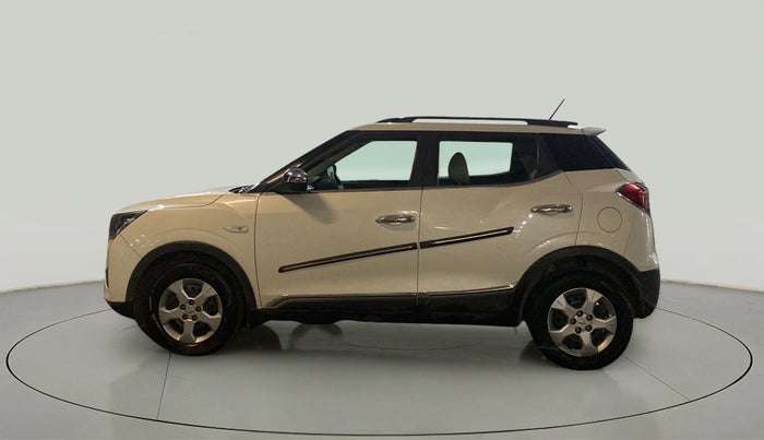 2020 Mahindra XUV300 W6 1.2 PETROL, Petrol, Manual, 29,125 km, Left Side