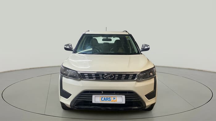 2020 Mahindra XUV300 W6 1.2 PETROL, Petrol, Manual, 29,125 km, Front