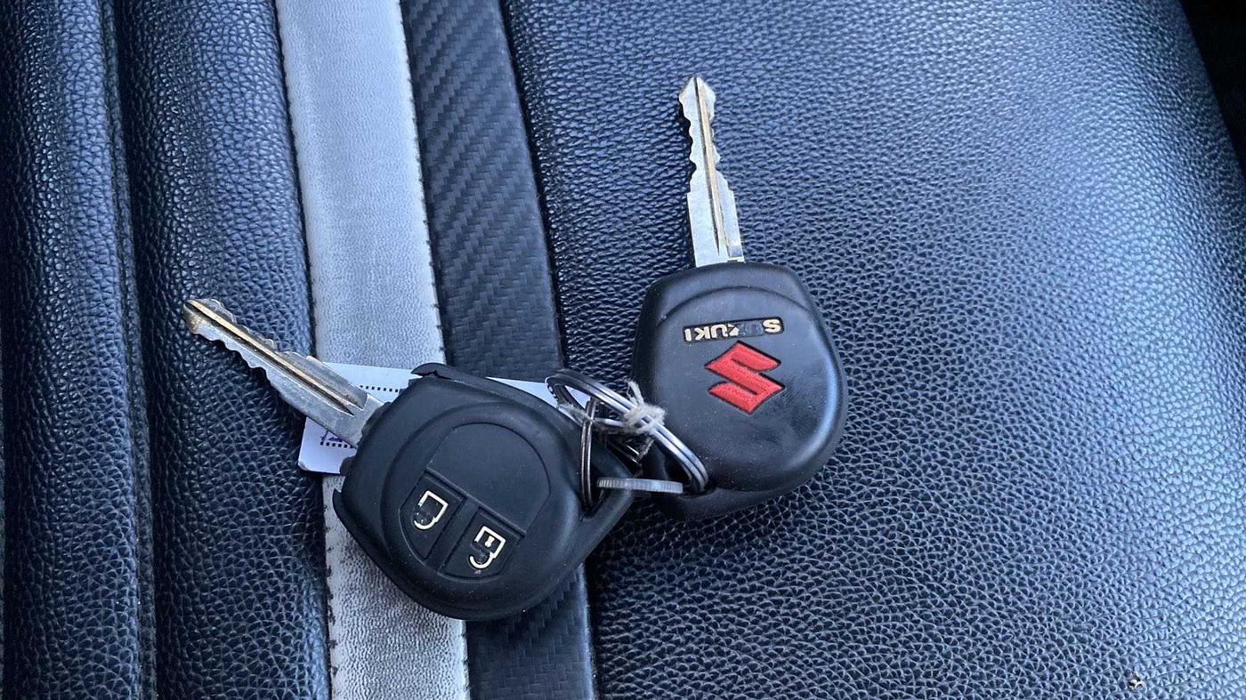 2018 Maruti Baleno DELTA CVT PETROL 1.2, Petrol, Automatic, 27,239 km, Key Close Up