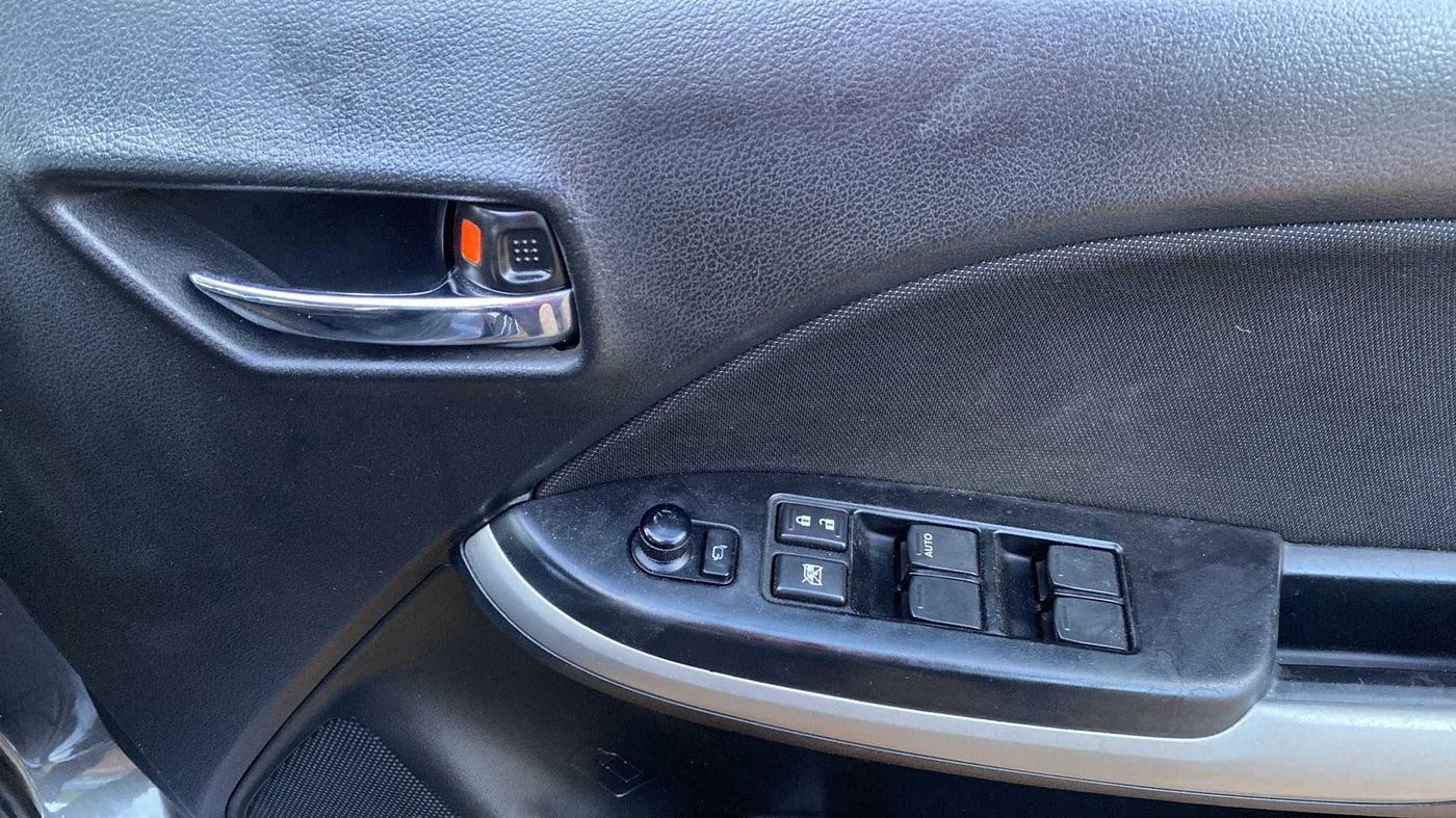 2018 Maruti Baleno DELTA CVT PETROL 1.2, Petrol, Automatic, 27,239 km, Driver Side Door Panels Control