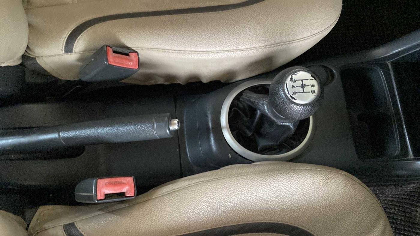 2011 Maruti Swift Dzire VDI, Diesel, Manual, 96,575 km, Gear Lever