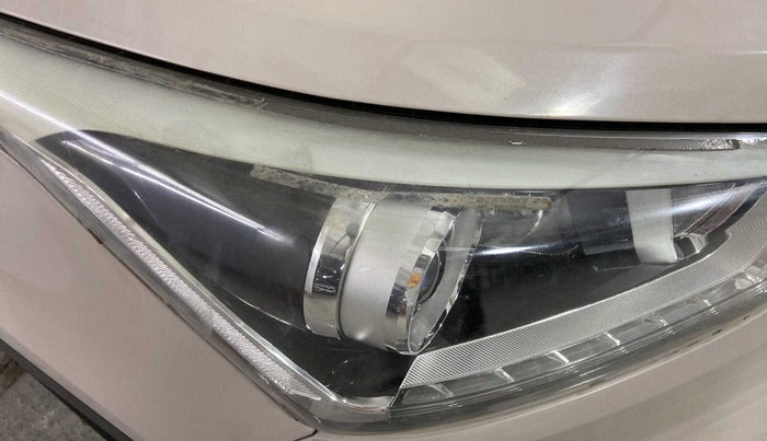 2016 Hyundai Creta SX PLUS 1.6 PETROL, Petrol, Manual, 51,921 km, Right headlight - < 2 inches,no. = 2