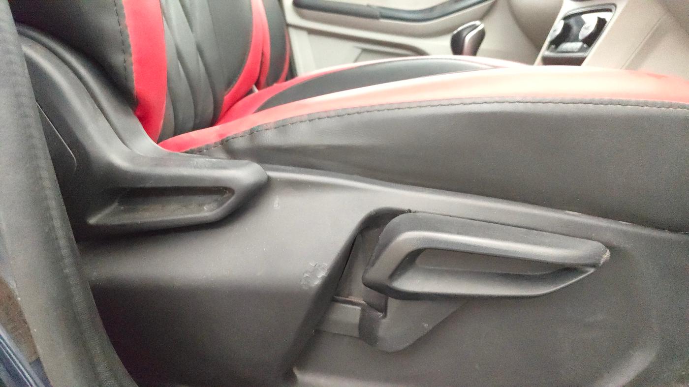 2022 Tata TIGOR XZ PLUS PETROL, Petrol, Manual, 25,532 km, Driver Side Adjustment Panel