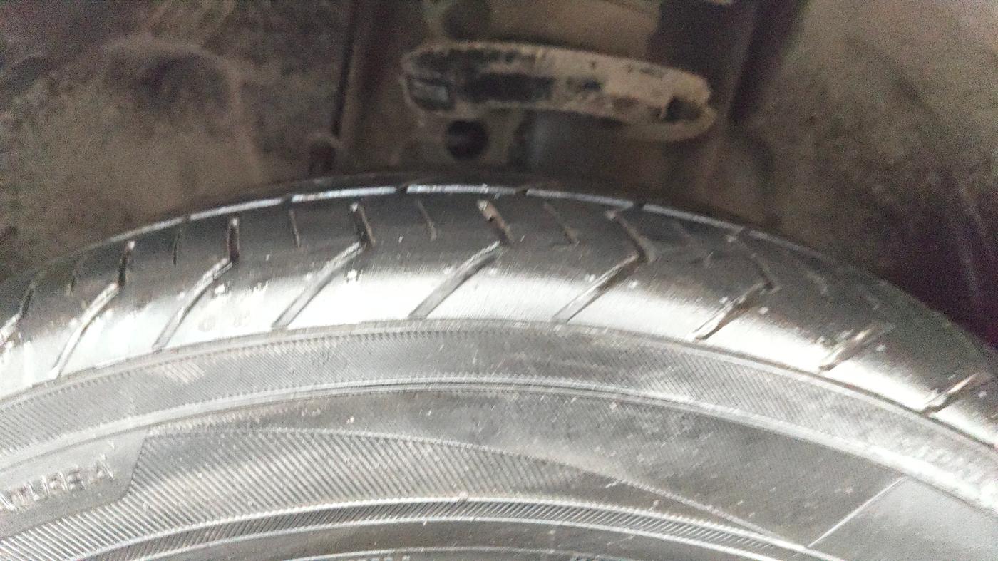 2022 Tata TIGOR XZ PLUS PETROL, Petrol, Manual, 25,532 km, Left Front Tyre Tread