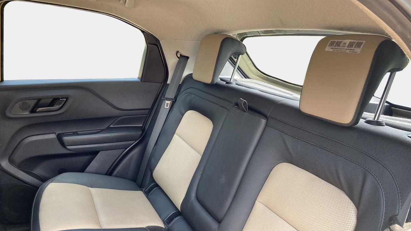 2022 Tata PUNCH CREATIVE 1.2 MT KAZIRANGA EDITION , Petrol, Manual, 9,169 km, Right Side Rear Door Cabin