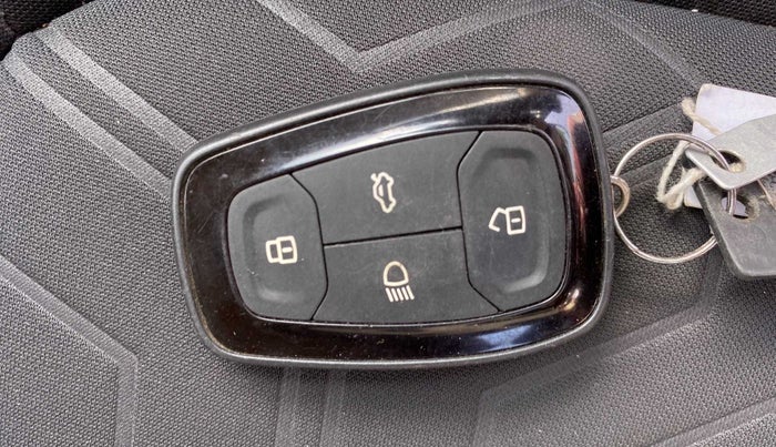 2022 Tata NEXON XZ PLUS PETROL, Petrol, Manual, 8,176 km, Key Close Up