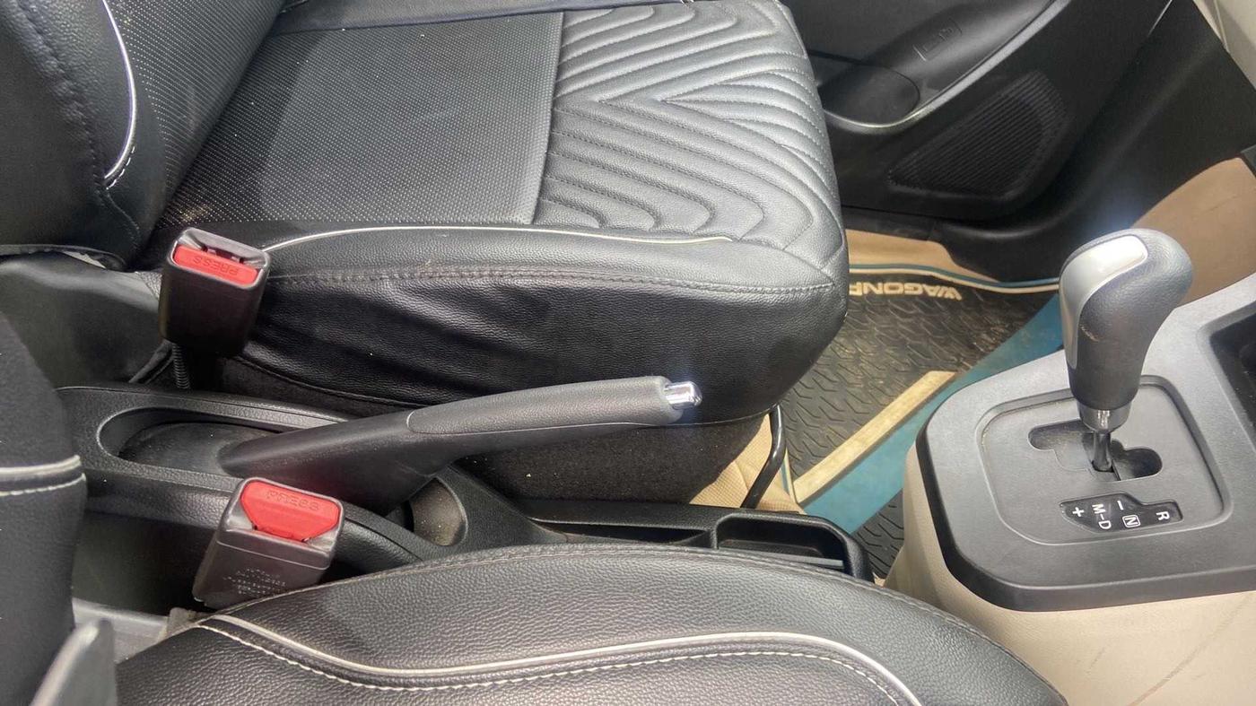 2020 Maruti New Wagon-R ZXI 1.2 AMT, Petrol, Automatic, 24,786 km, Gear Lever