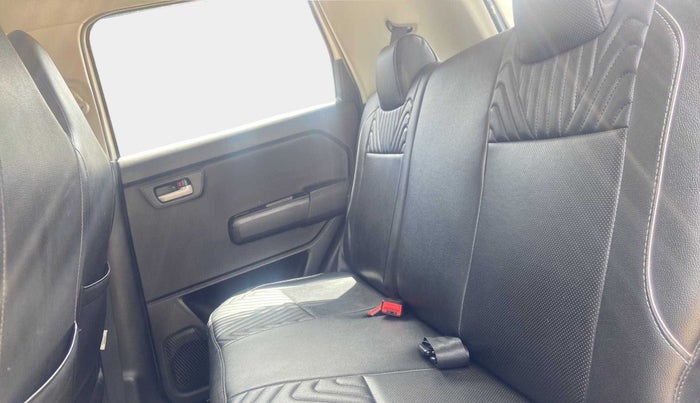 2020 Maruti New Wagon-R ZXI 1.2 AMT, Petrol, Automatic, 24,786 km, Right Side Rear Door Cabin